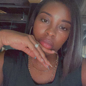 Meet your Posher, Kierra